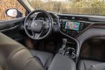 Toyota Camry Hybrid XLE 2017 года (NA)
